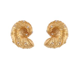 Seashell Stud Earrings With Mini White Pearls in Gold