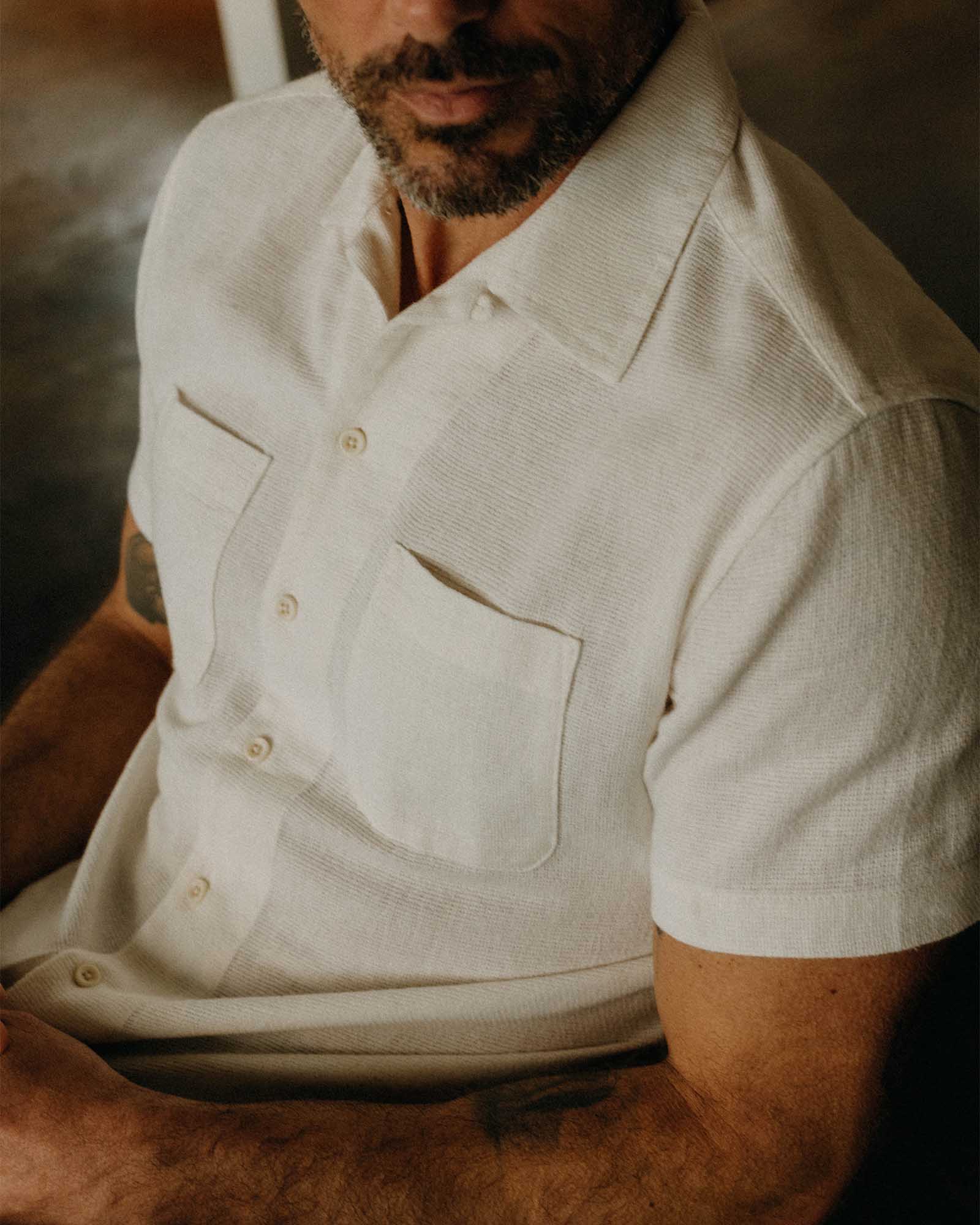The Conrad Shirt in Vintage White Linen - Image 3